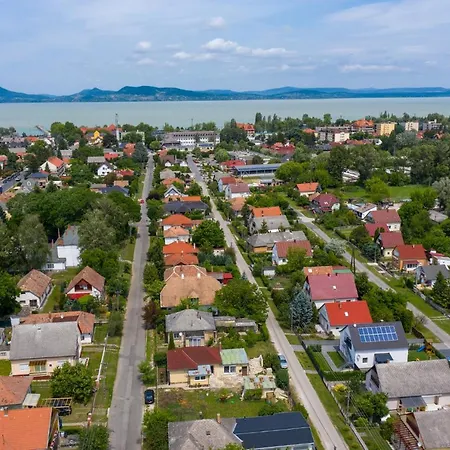 Apartman Olivér 22 *