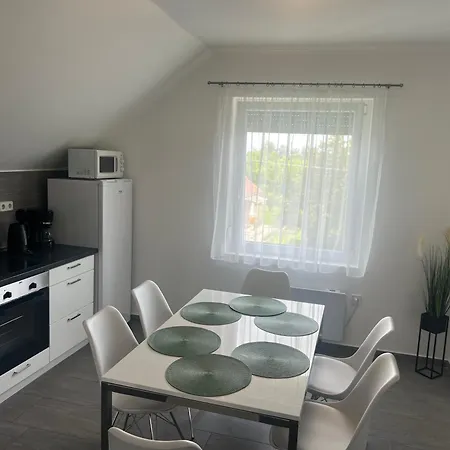 Oliver 22 Apartment